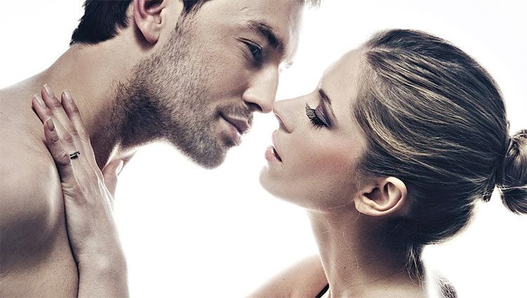 эротический массаж с французским поцелуем в Golden Girls